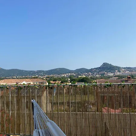 Le Patio De Sasha Apartment Hyeres Exterior photo